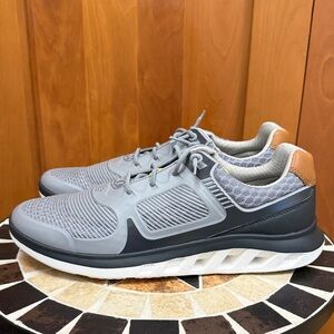 Mens Johnston and Murphy Gray Athletic Casual Sneakers Worn Once Size 10